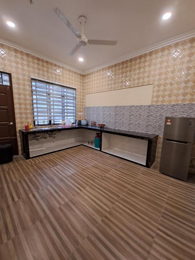 Zn Homestay Gong Badak Kampong Pengkalan Maras Exterior foto